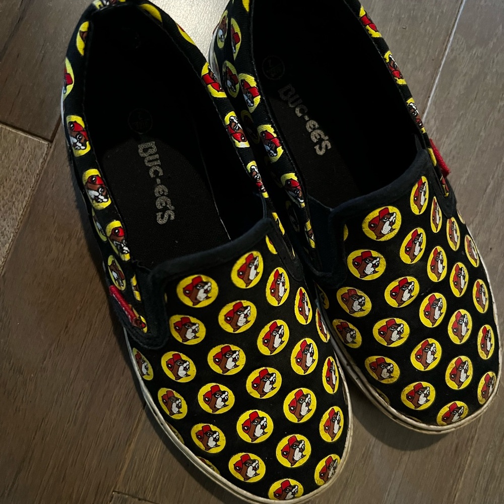 Shoe